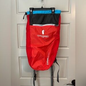 Cotopaxi Luzon Eighteen in red, turquoise and dark grey